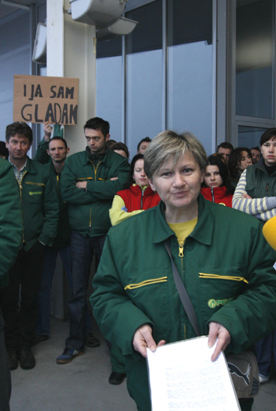 Snježana Đurašević, sindikalna povjerenica u Pevecovom prodajnom centru u Koprivnici. Snimio: Marijan Sušenj