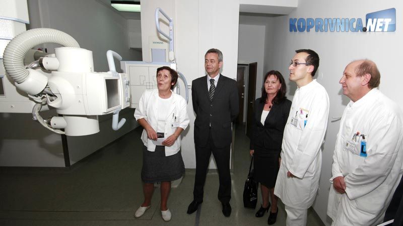 Župan je pogledao novouređene prostore bolnice // foto: Ivan Brkić