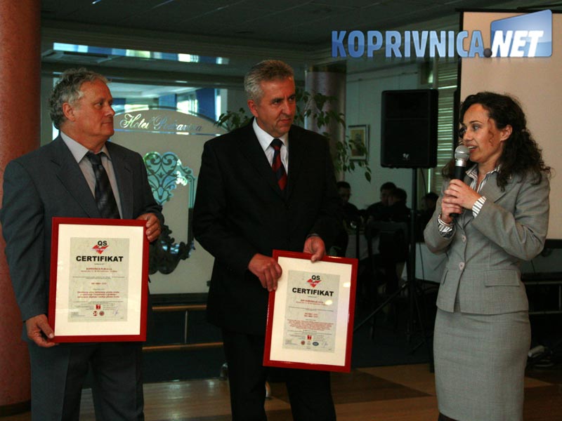 Na domjenku u Hotelu predstavnicima Komunalca uručena su priznanja o kvaliteti // foto: Ivan Brkić