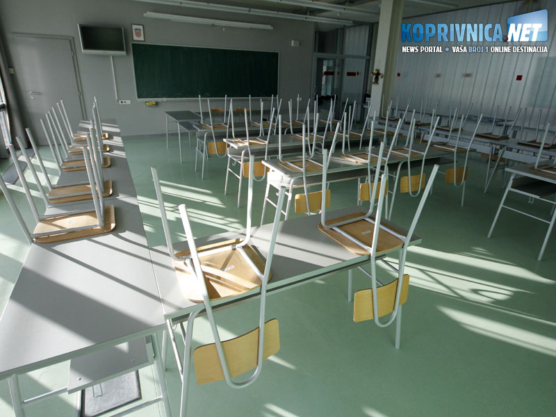 Danas su gimanzijske učionice bile prazne