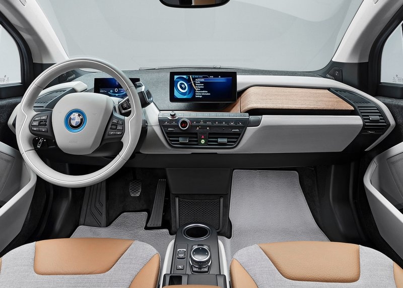 BMW i3 (2014) interijer
