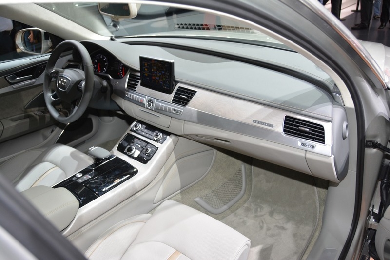 Audi A8 (2014) - (IAA Frankfurt) interijer
