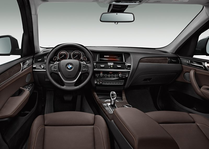 BMW X3 (2015) interijer
