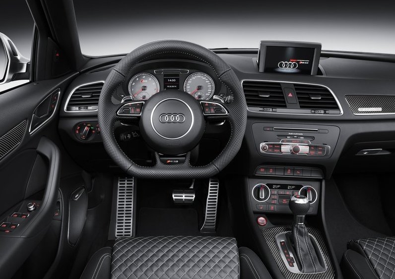 Audi Q3 interijer