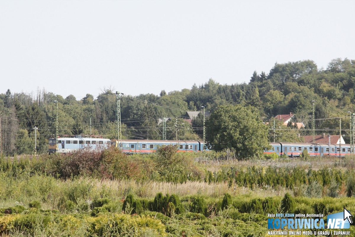 Izbjeglice su sreću potražile na željezničkom kolodvoru u mađarskom Gyékényesu // Foto: Zvonimir Markač