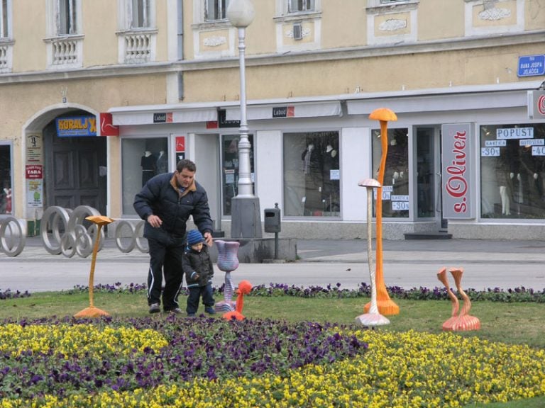 Brkićeve gljive izazvale veliko zanimanje na Zrinskom trgu