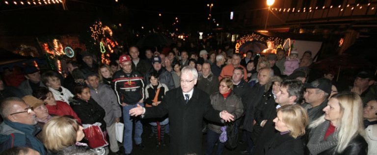 Josipović u Koprivnici: Uvjeren sam da će Hrvatska izabrati svjetlo, a ne tamu