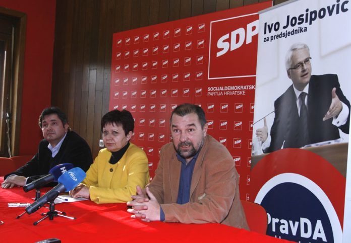 S desna: Darko Ledinski, Vesna Želježnjak i Darko Pros. Snimio: Marijan Sušenj
