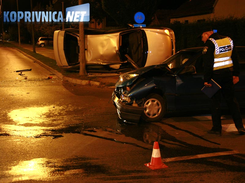Vozači pod utjecajem alkohola gotovo svakodnevno izazivaju prometne nesreće, jedna takva zabilježena je i prošlog tjedna kada je vozilo pripitog vozača završilo u rasvjetnom stupu // foto: Ivan Brkić