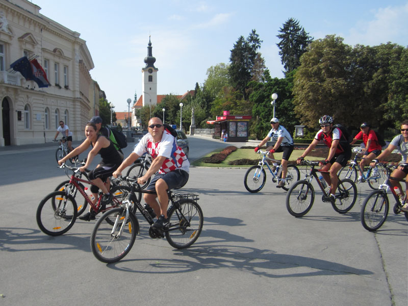 Start biciklijade na Zrinskom trgu