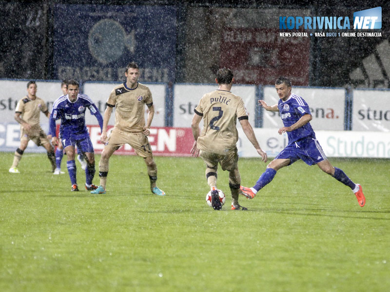 Utakmica s Dinamom igrana je po jakom pljusku, a provjera s Podravinom otpala je zbog obilnih kiša // Foto: Koprivnica.net