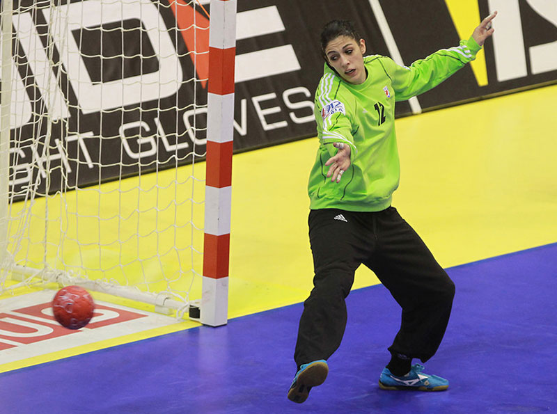 Marta Žderić na utakmici sa Španjolskom // Foto: EHF