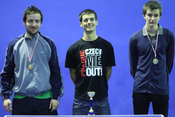 Matija Stojanović (u sredini) bio je najbolji na Pojedinačnom prvenstvu Lige Sport za sve // foto: igremladih.hr