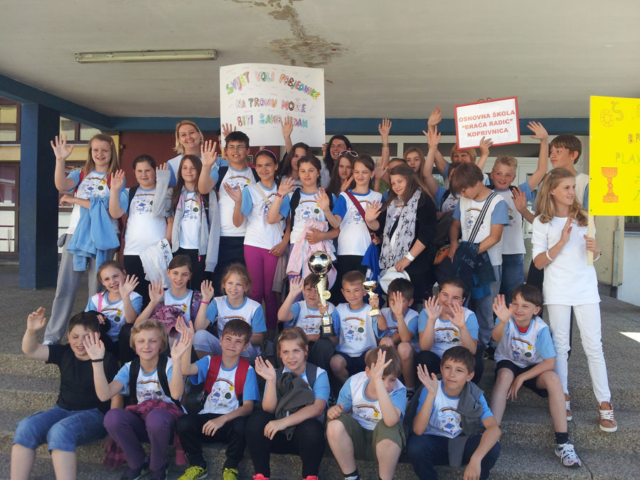 Učenici Osnovne škole "Braća Radić" po povratku u Koprivnicu
