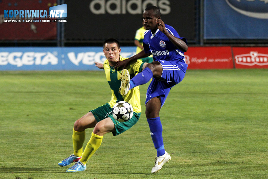 Brazilac Edson odigrao je cijelu utakmicu na lijevom boku Slavenove obrane u Puli // Foto: Arhiva