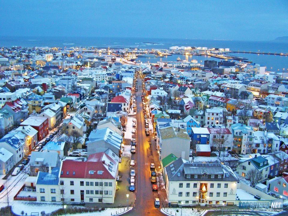 Reykjavik pogled iz katedrale