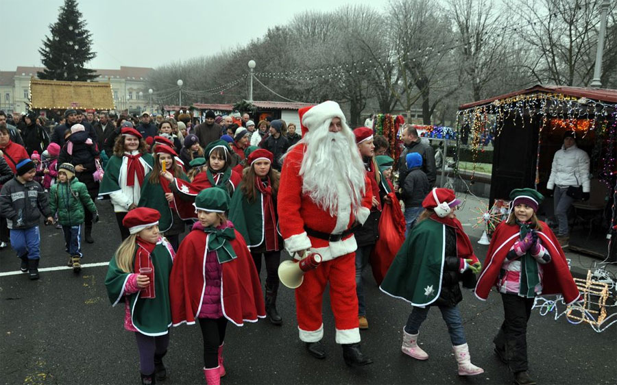 Djed Mraz u centru Koprivnice // Foto: www.koprivnica.hr