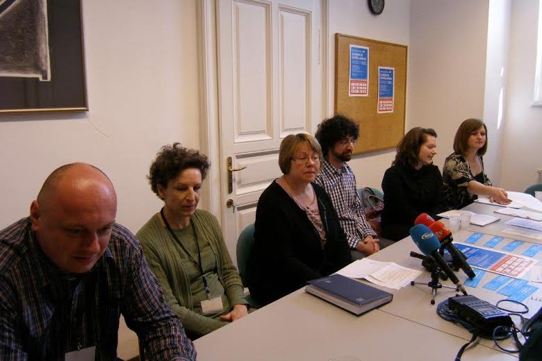S konferencije za novinare u Knjižnici i čitaonici "Fran Galović"