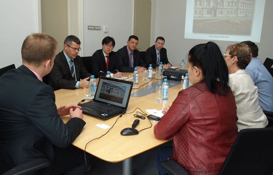 Predstavnici Mitsubishija na sastanku u Gradu Koprivnici // Foto: www.koprivnica.hr