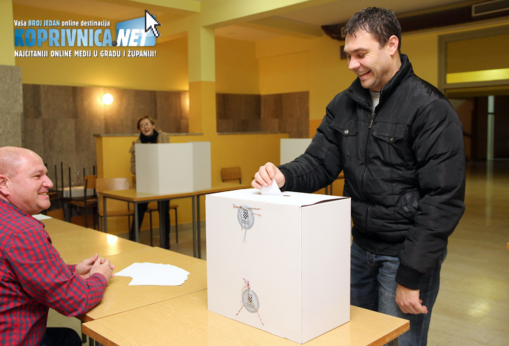 Glasovanje u Koprivnici // Foto: Mario Kos