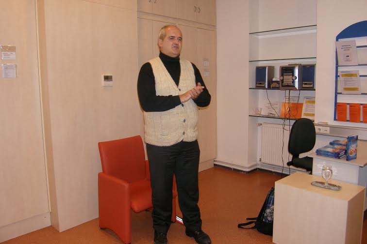 Ivan Modrušan na predavanju u koprivničkoj knjižnici // Foto: Knjižnica i čitaonica "Fran Galović"