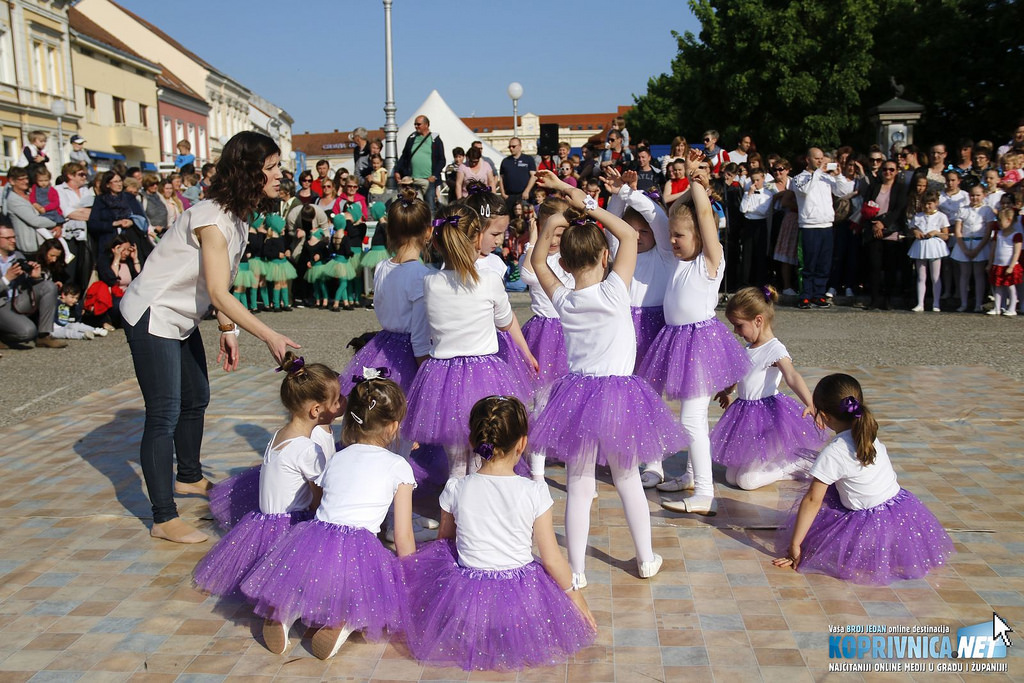 Nastup malih plesača u centru Koprivnice // Foto: Mario Kos