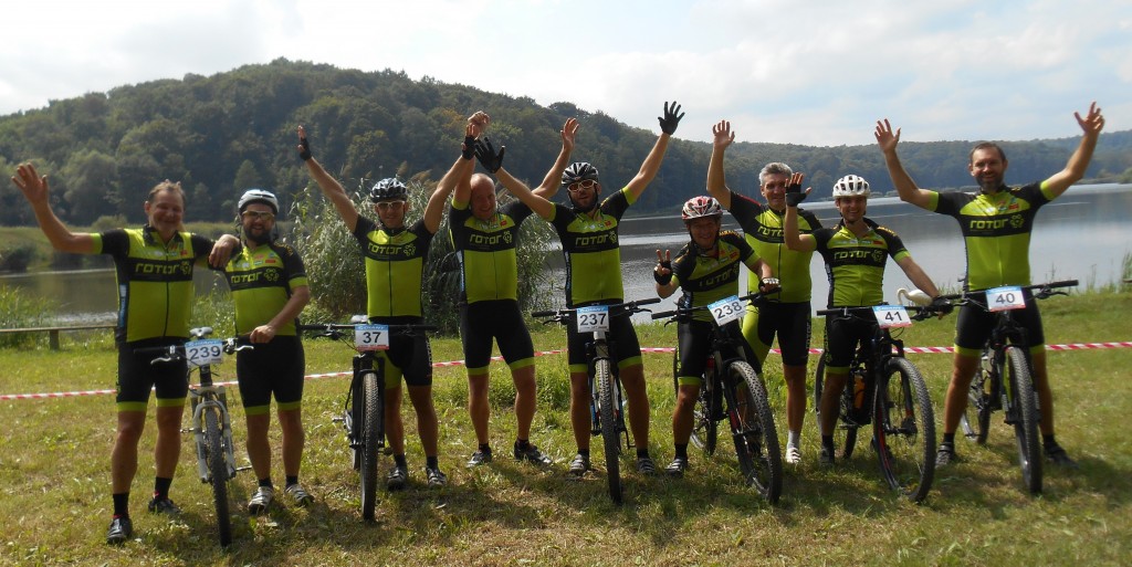 Članovi Biciklističkog kluba Rotor u dobrom raspoloženju u Virovitici // Foto: BK Rotor