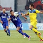 Mirko Ivanovski (plavi) protiv Intera // Foto: Ivan Brkić