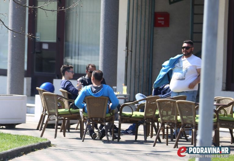 VIDEO Kako će frizeri i ugostitelji raditi s razmakom? “Možemo ribičkim štapom spuštati šalicu”