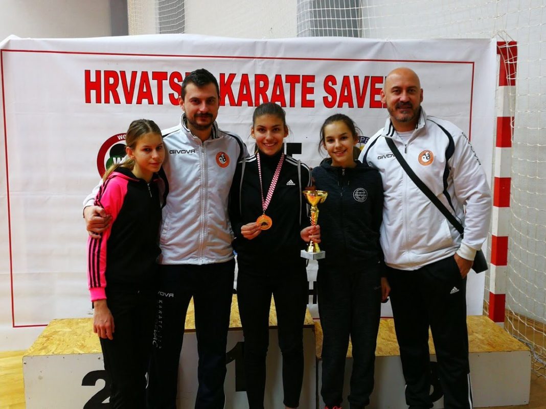 Ema Juričić i Ema Čorba // Foto: Karate klub Đurđevac