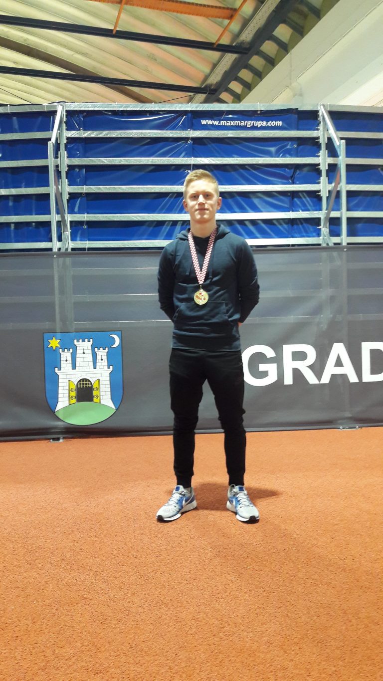 Marko Gregurec srušio osobni rekord i osvojio zlato na 1500 metara na dvoranskom prvenstvu Hrvatske