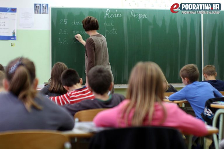Divjak objavila važne novosti o negativnim ocjenama, brojni učenici ove godine ne mogu pasti razred