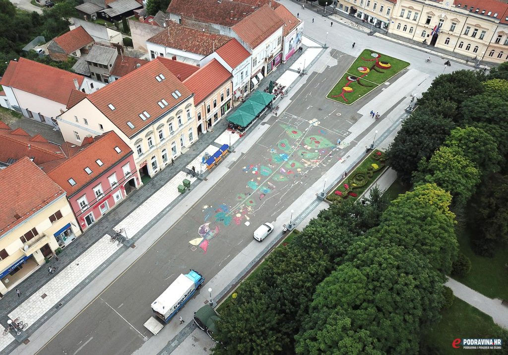 Veliki crtež koprive - Koprivnica - Zrinski trg