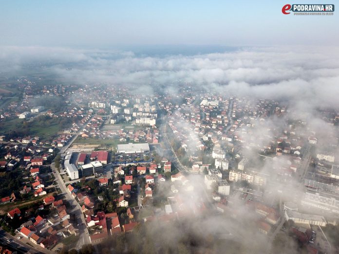 Magla iznad Koprivnice iz zraka