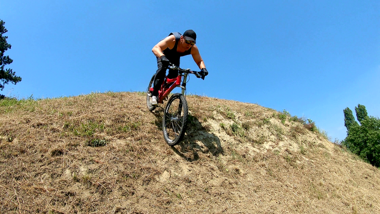 FOTO/VIDEO Marcel je snimio svoj ‘ludi’ spust biciklom niz Bašću: Ovo je bolje od lunaparka!