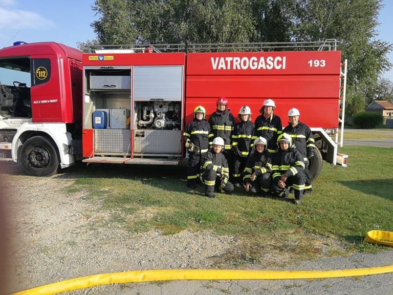 FOTO Sigečki vatrogasci ugostili međunarodnu vatrogasnu vježbu, stigli prijatelji iz Češke i Slovenije