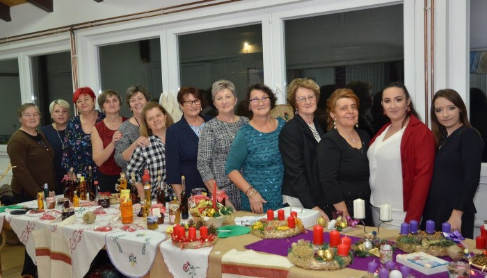 FOTO Humanitarna manifestacija Advent u Kloštru Podravskom okupila tridesetak udruga iz Hrvatske
