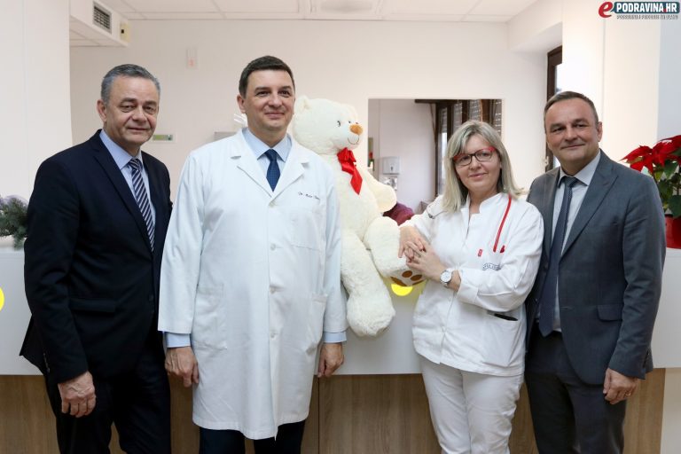 FOTO Otvorena vrata novog Odjela pedijatrije, Toth-Mršić: Bila je problem godinama, sada se okrećemo rješavanju problema nedostatka ambulanti