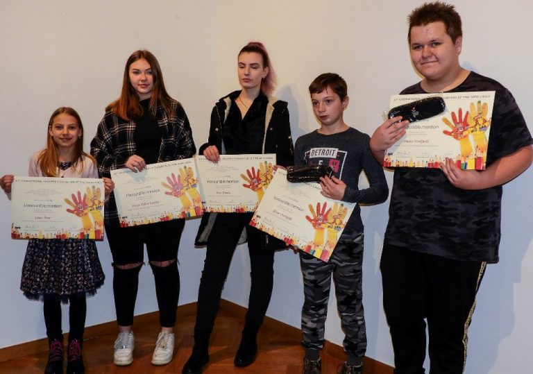 Troje mladih Križevčana dobitnici su počasnih diploma za najbolje radove na međunarodnoj izložbi Lidice
