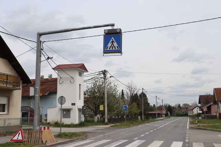 FOTO U Reki, Štaglincu i Kunovec Bregu postavljena nova oprema na pješačke prijelaze