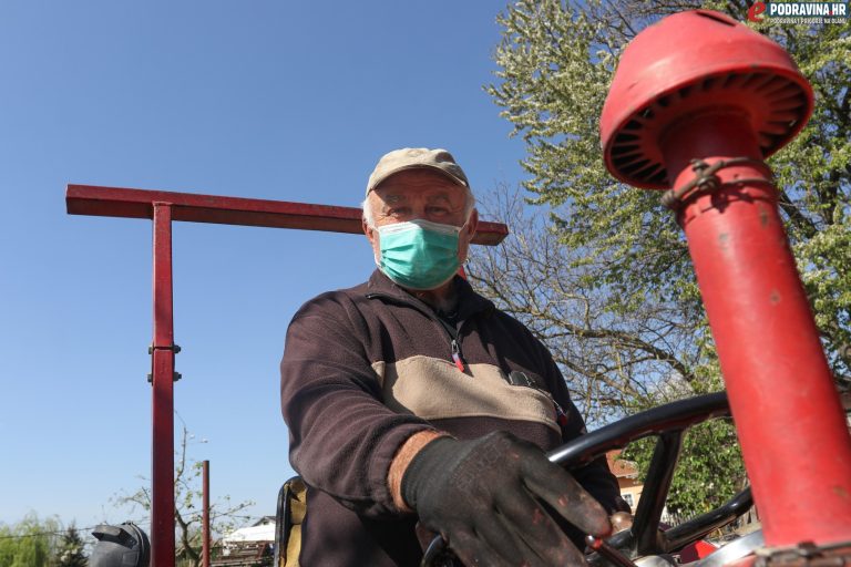 Bore se s glodavcima i koronom, no OPG Popović i dalje stoji, njihovo povrće kupuje sve više Koprivničanaca