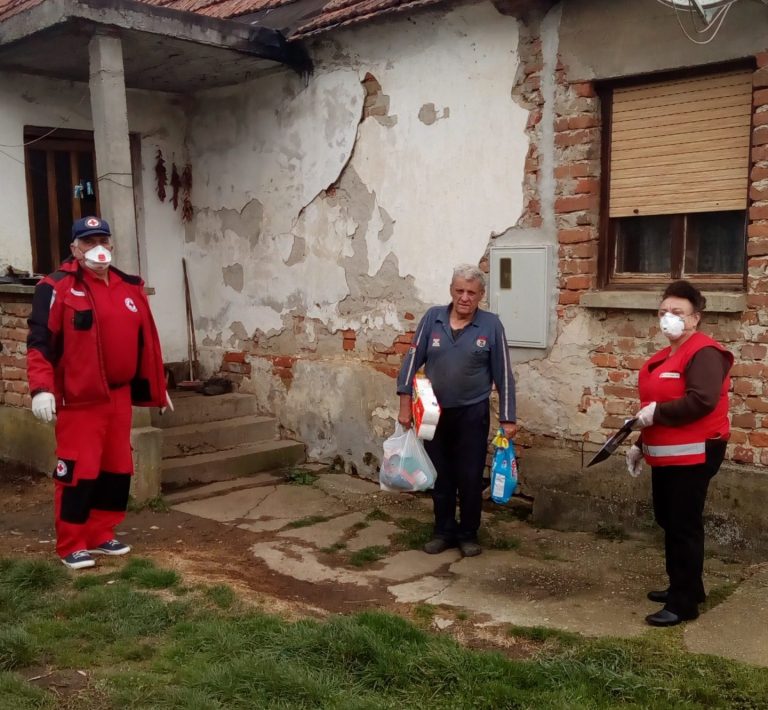 Koprivnički Crveni križ pružio pomoć 600 obitelji, Socijalna samoposluga prvi put ikad ostala prazna