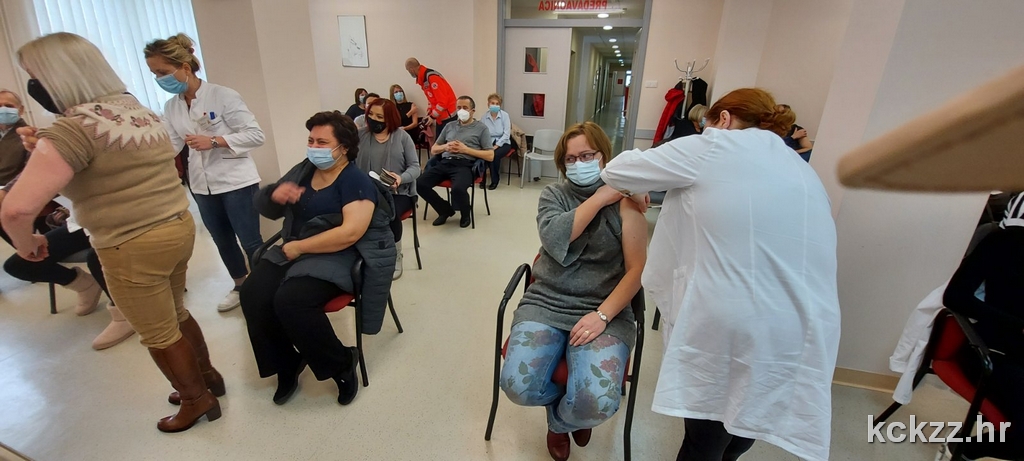 Cijepljenje zdravstvenih djelatnika