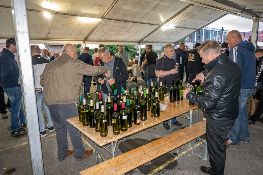 Dani opcine Klostar Podravski izlozba vina  scaled