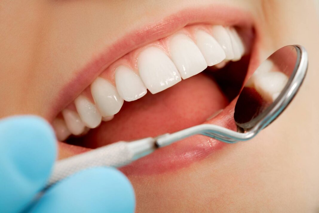 stomatolog, zubi