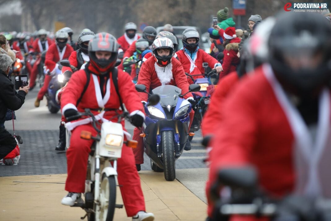 Moto mrazovi - Zrinski trg mrazovi na motorima