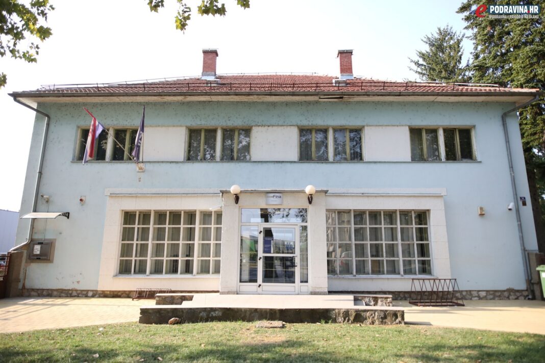 180724 Gradsko vijeće Grada Đurđevca, zgrada FINA-e Đurđevac