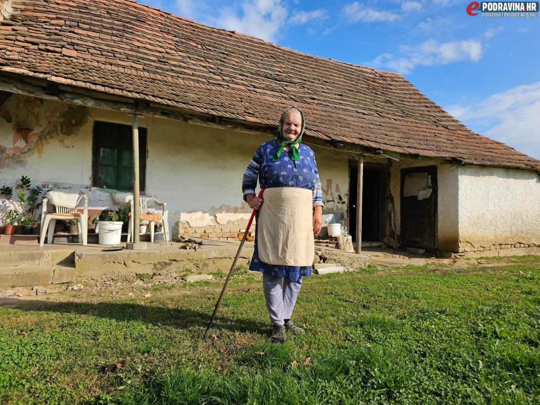 Baka Štefa, Lunjkovec